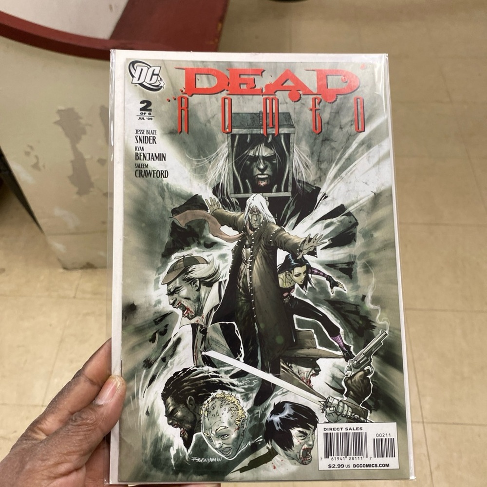 DC Comics Dead Romeo Issue #2 with Red and Black Cover